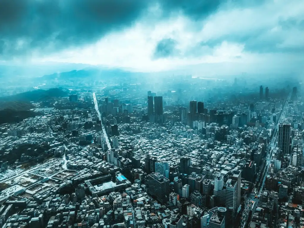 西南地区市政照明工程中LED路灯的选型与节能效益分析
